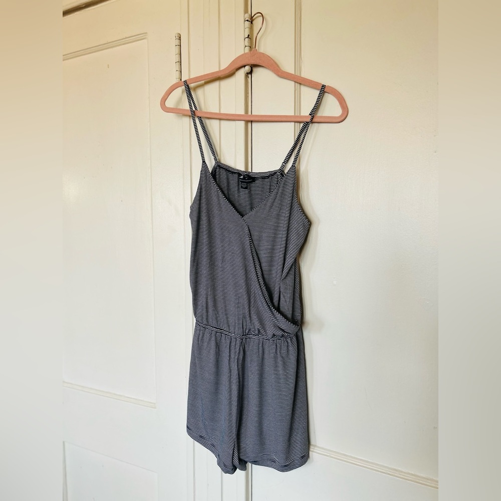 American Eagle Romper, medium, black/white striped